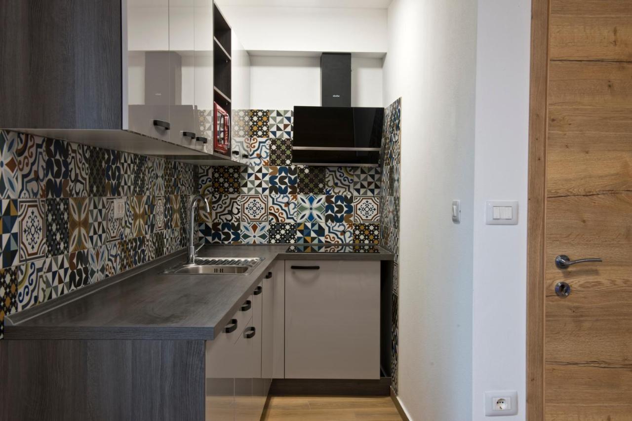 Apartmaji Tanto Malovse Crnice Exterior foto