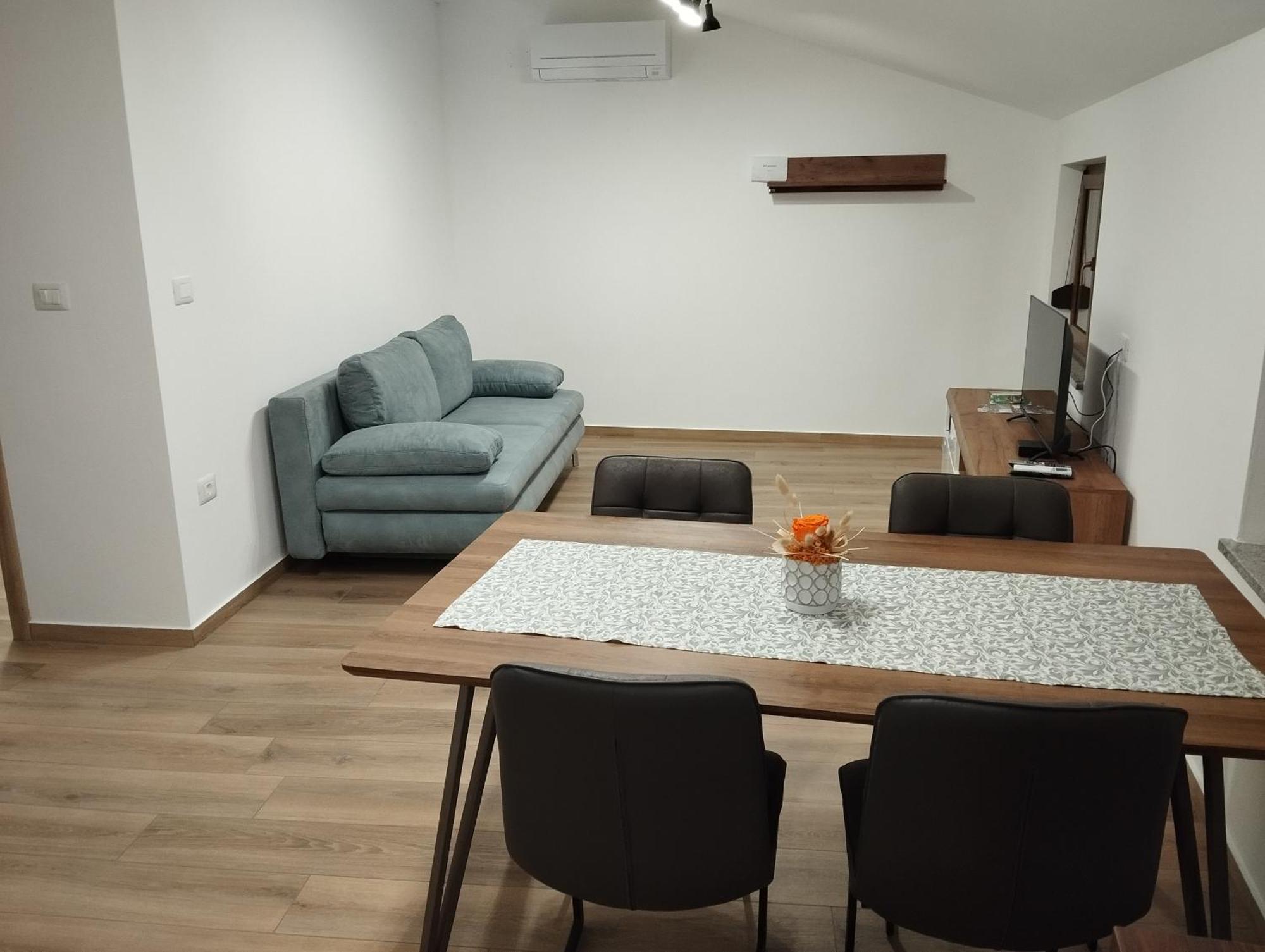 Apartmaji Tanto Malovse Crnice Exterior foto