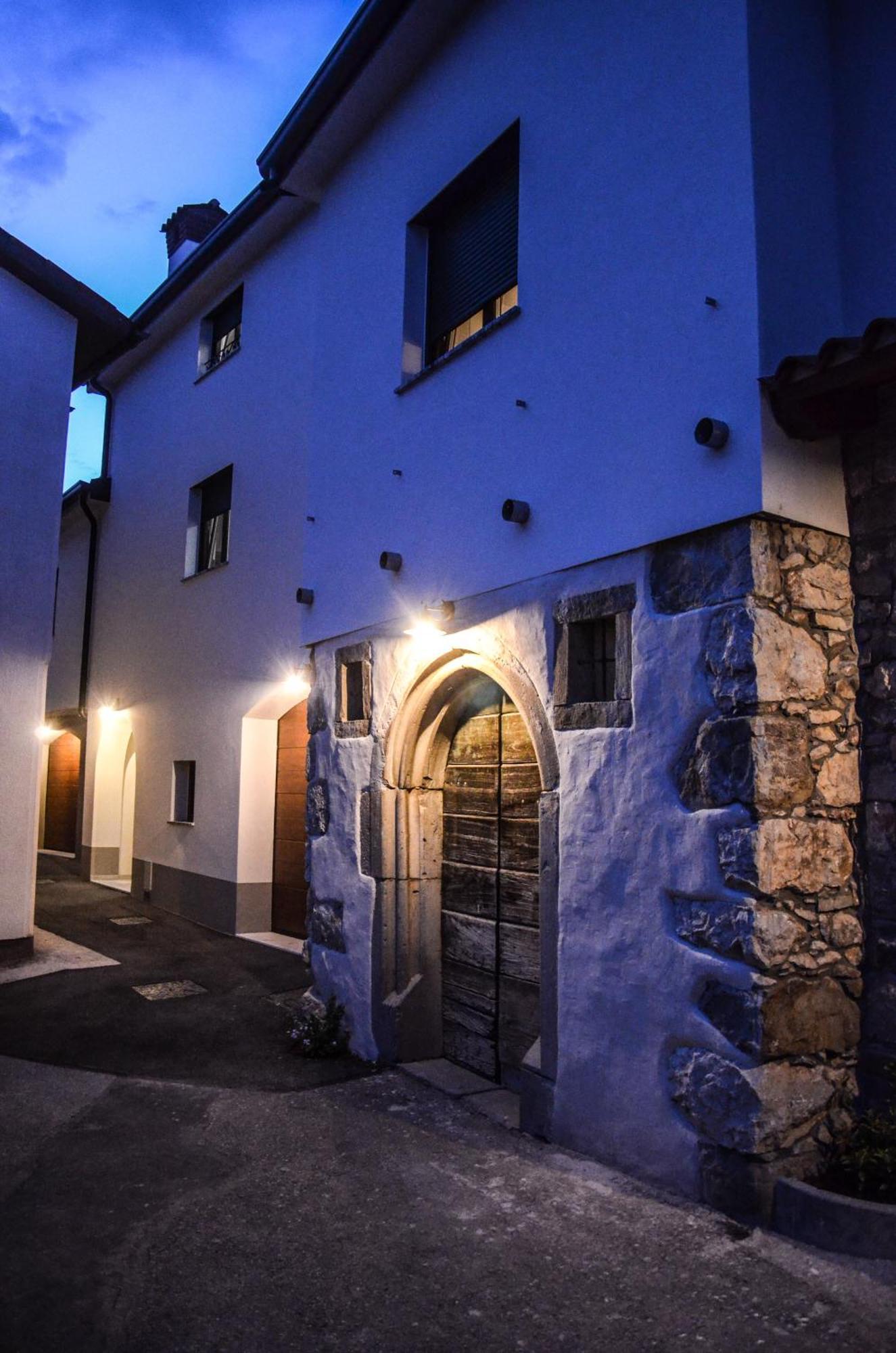 Apartmaji Tanto Malovse Crnice Exterior foto